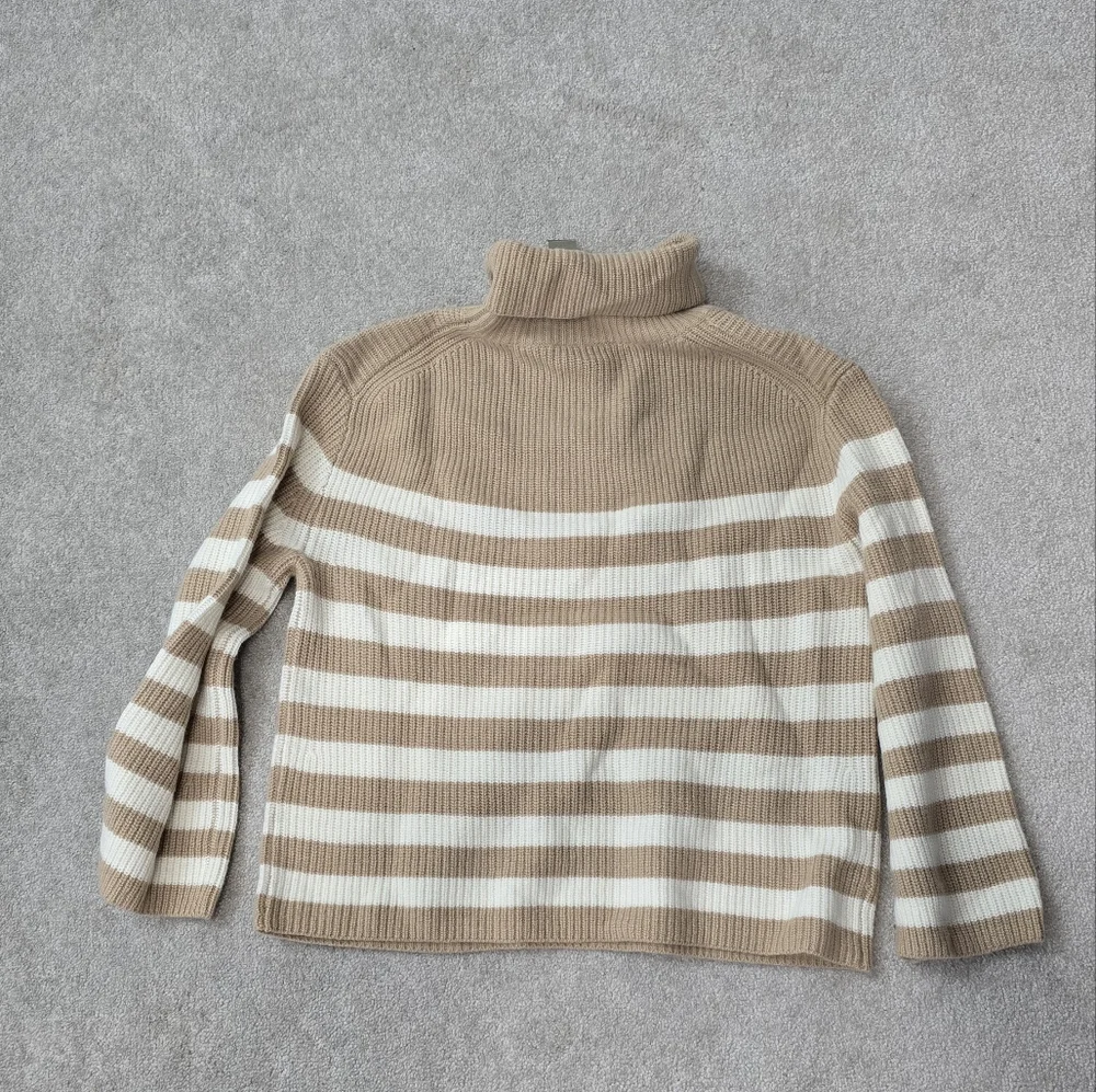 NWT J.Crew Long Sleeve Striped Turtleneck Seeater Size XS - Picture 3 of 5